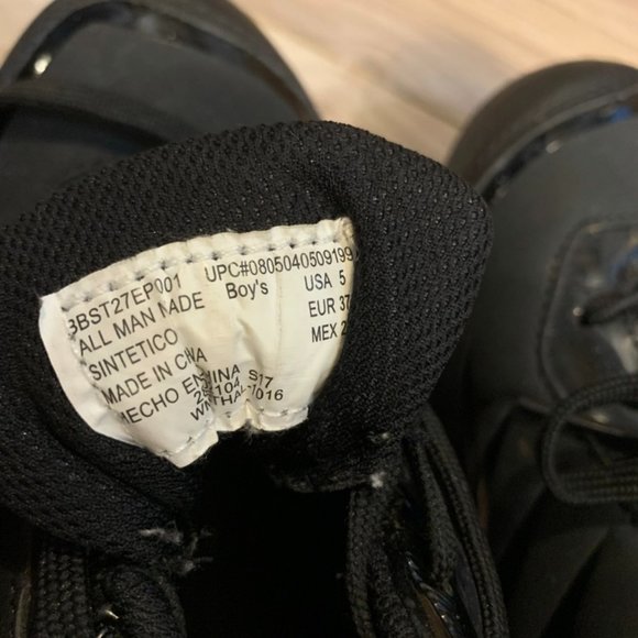 STARTER | Boys' Cleats - Picture 6 of 6